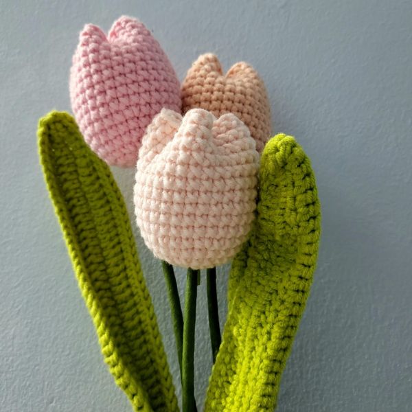 Cách móc len hoa tulip bằng len